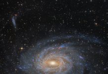 Spiral Galaksi NGC 6744