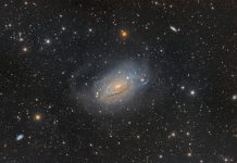 Kıvırcık Spiral Galaksi M63