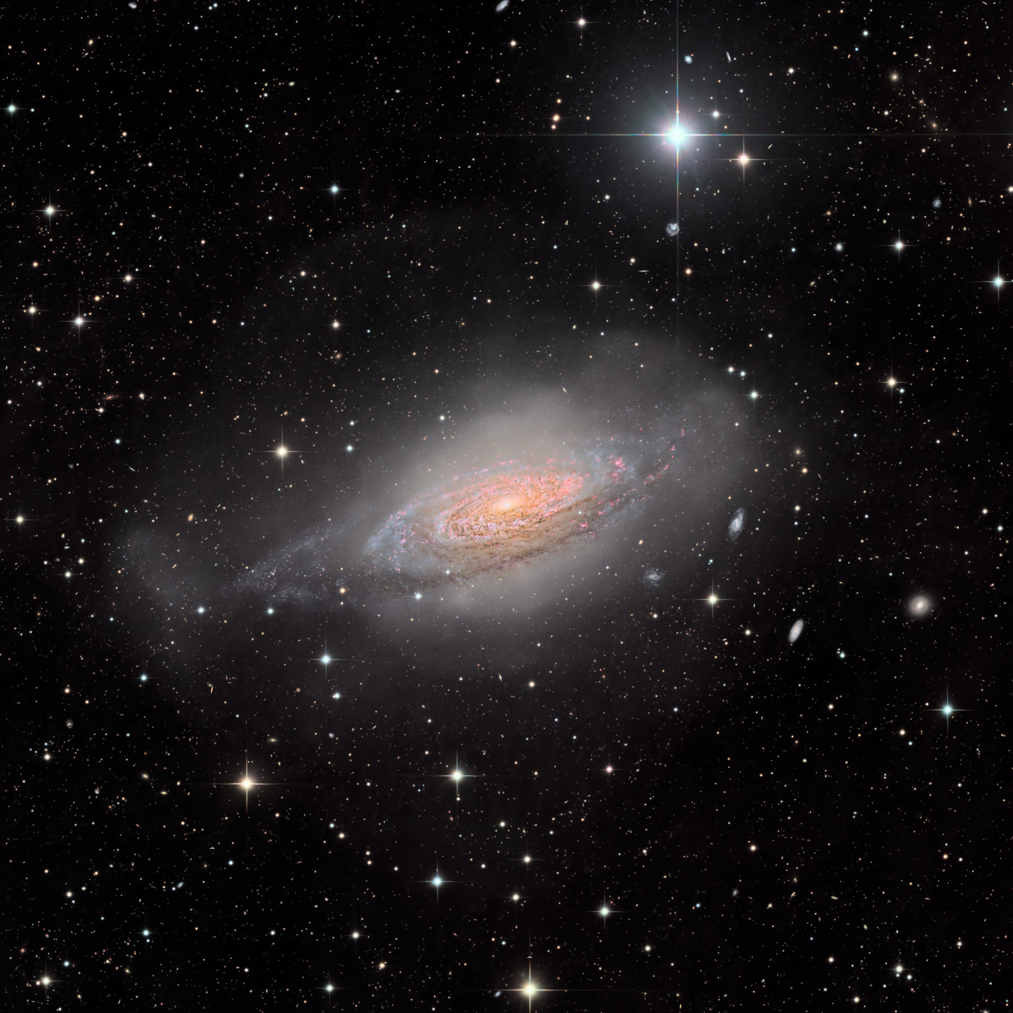 Günün Astronomi Görseli 19 Haziran 2025 | Uzaydan Haberler NGC 3521: Kabarcık İçindeki Galaksi | Uzaydan Haberler
