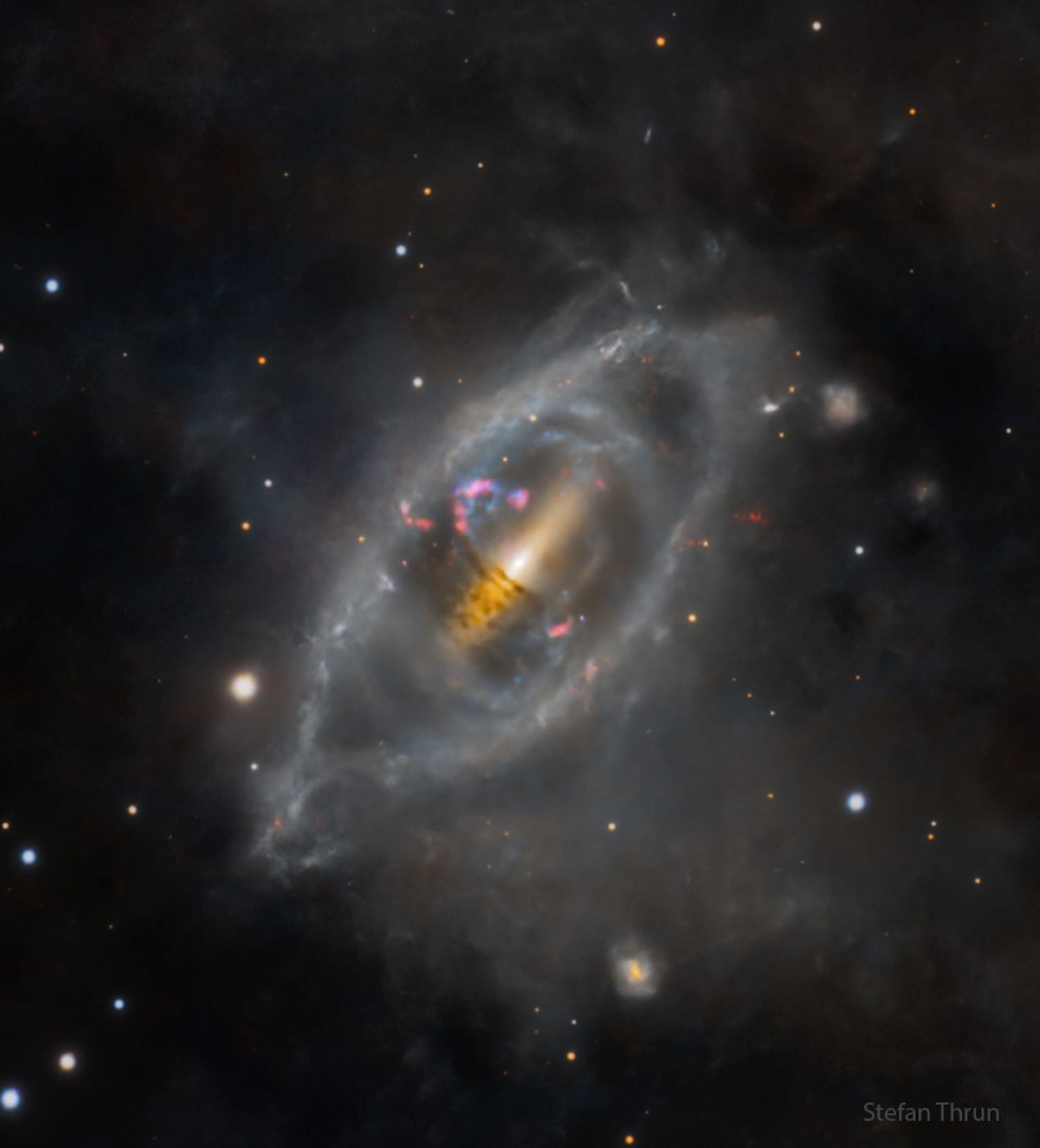 Günün Astronomi Görseli 14 Temmuz 2025 | Uzaydan Haberler NGC 2685: Helis Galaksisi | Uzaydan Haberler