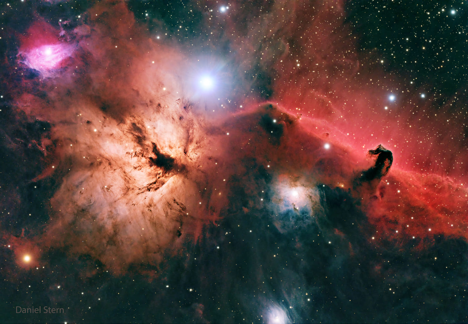 Günün Astronomi Görseli 2 Eylül 2025_a | Uzaydan Haberler Atbaşı ve Alev Nebulaları | Uzaydan Haberler