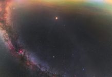 Çift Sarmallı Bir Ay Tutulması Çift Sarmallı Bir Ay Tutulması