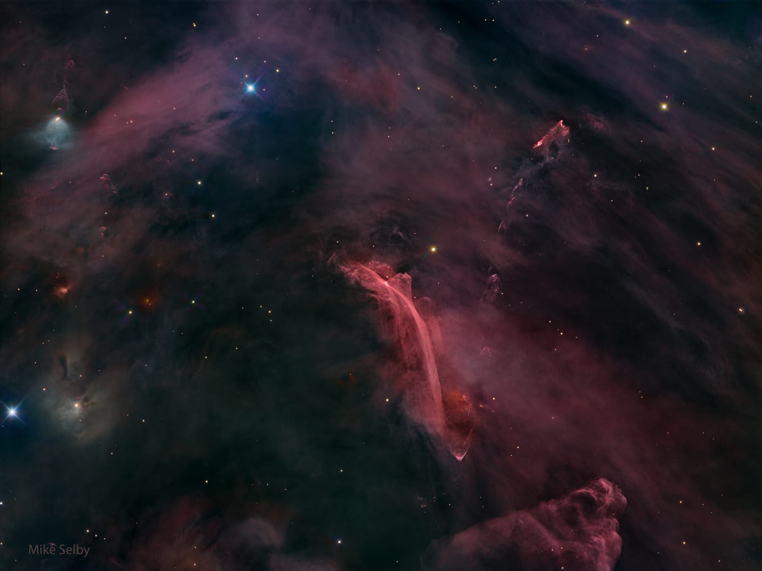 HH-222: Şelale Nebulası | Uzaydan Haberler