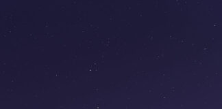 Sidney Opera Binası Üzerinde Gezegen Geçit Töreni Sidney Opera Binası Üzerinde Gezegen Geçit Töreni