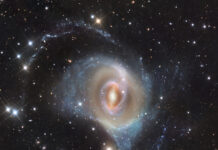 Spiral Galaksi NGC 1512: Geniş Alan Spiral Galaksi NGC 1512: Geniş Alan
