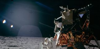 Apollo 11: Biraz Güneşlenmek Apollo 11: Biraz Güneşlenmek
