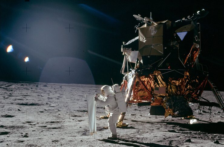 Apollo 11: Biraz Güneşlenmek Apollo 11: Biraz Güneşlenmek
