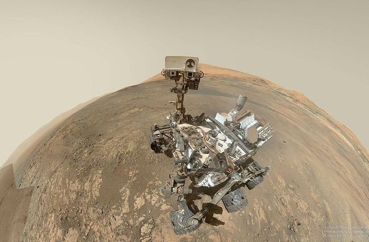 Vera Rubin Sırtı’nda Selfie Vera Rubin Sırtı’nda Selfie
